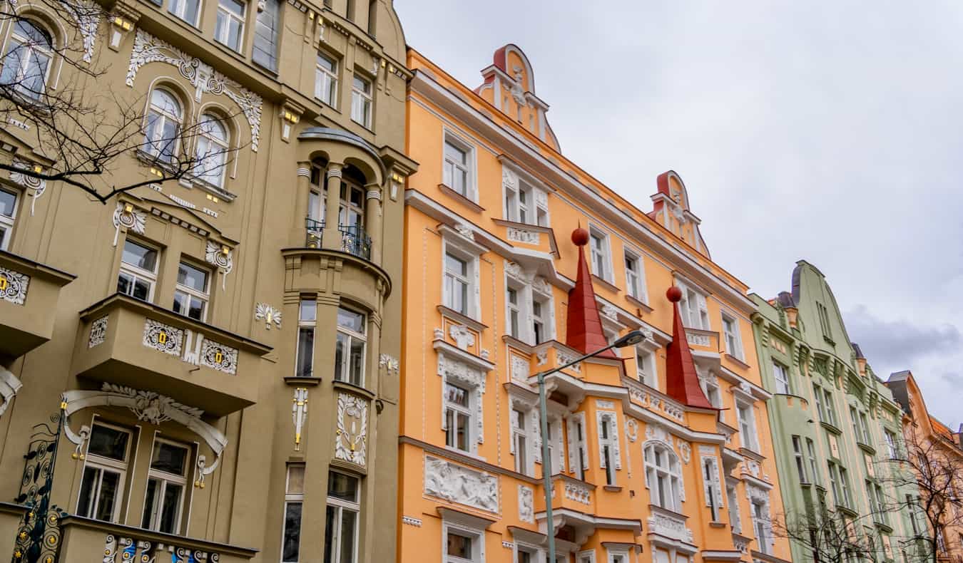  Les vieilles maisons colorées de Vinohrady, Prague